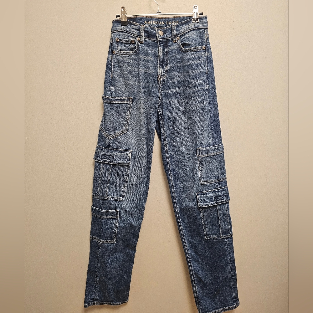 American Eagle High-Rise Baggy Jeans